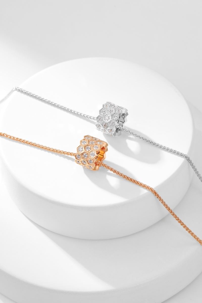 CHAUMET